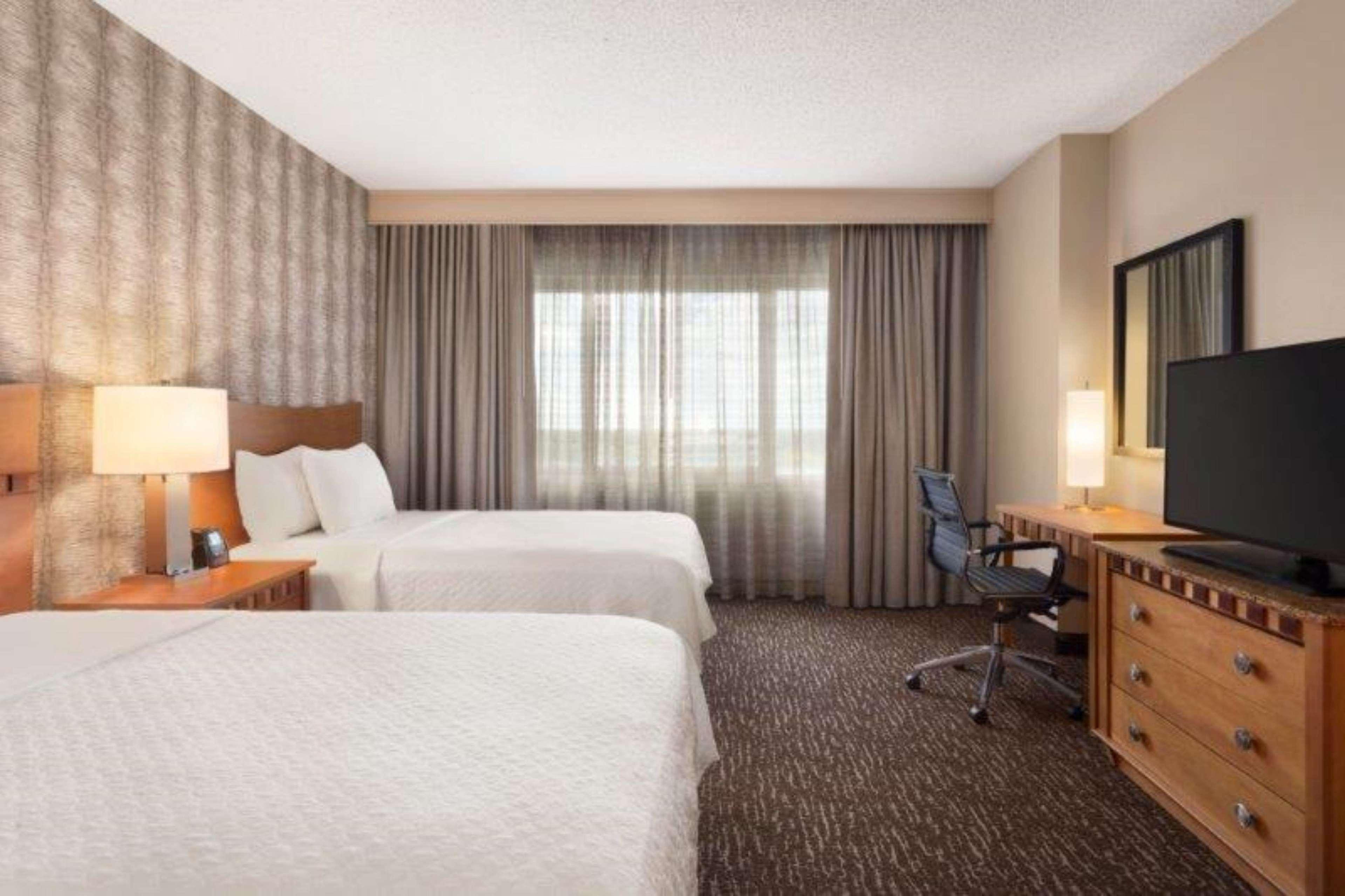 Embassy Suites Northwest Arkansas - Hotel, Spa & Convention Center Rogers Exteriér fotografie